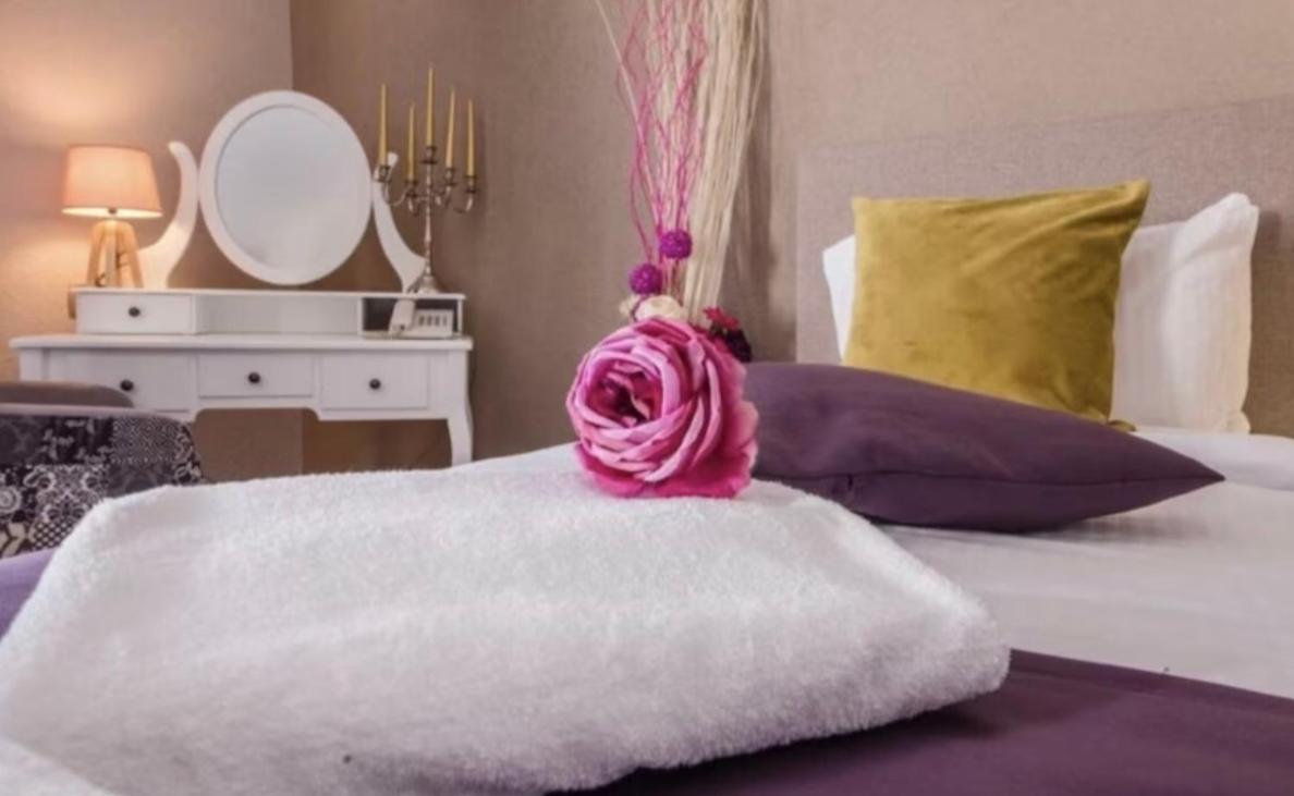 פודגוריצה Hotel Garni Ideal מראה חיצוני תמונה