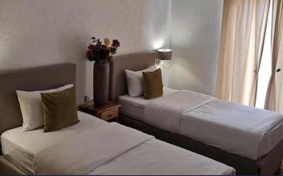 פודגוריצה Hotel Garni Ideal מראה חיצוני תמונה